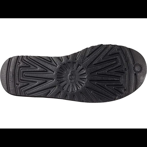 UGG Ultra Mini in black NIB - Picture 6 of 8